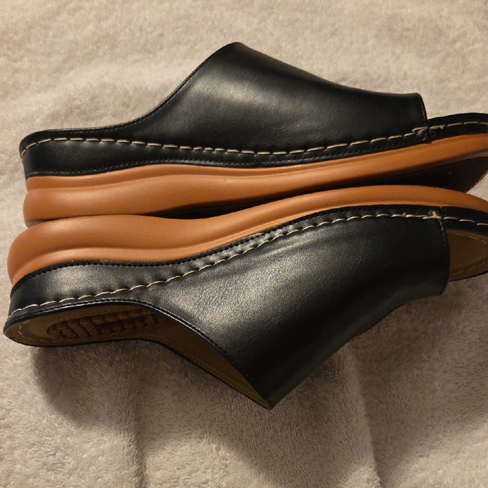 Womens Orthopedic Black Leather Slide Sandals, sz 9 - Picture 6 of 10